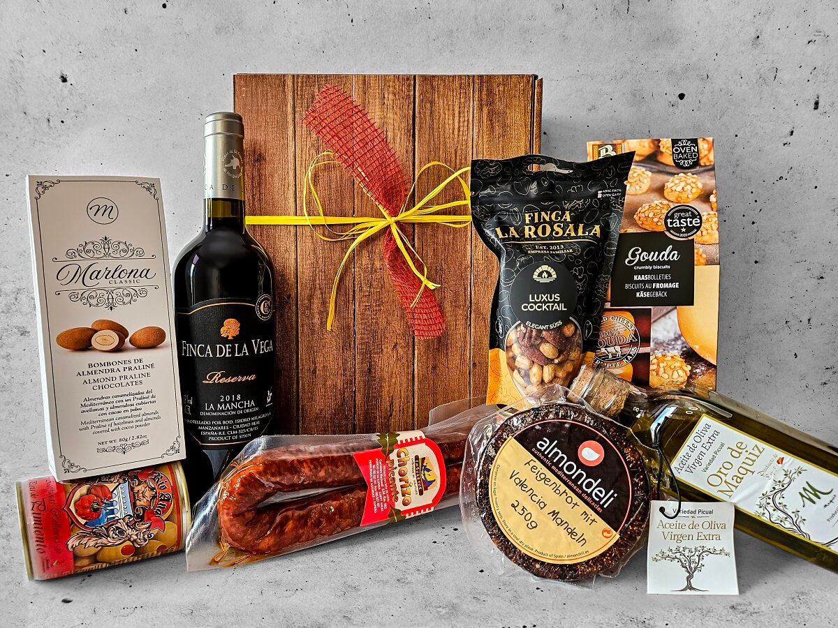 Spanischer-Geschenkkorb-tapas-box spanischer geschenkkorb tapas box