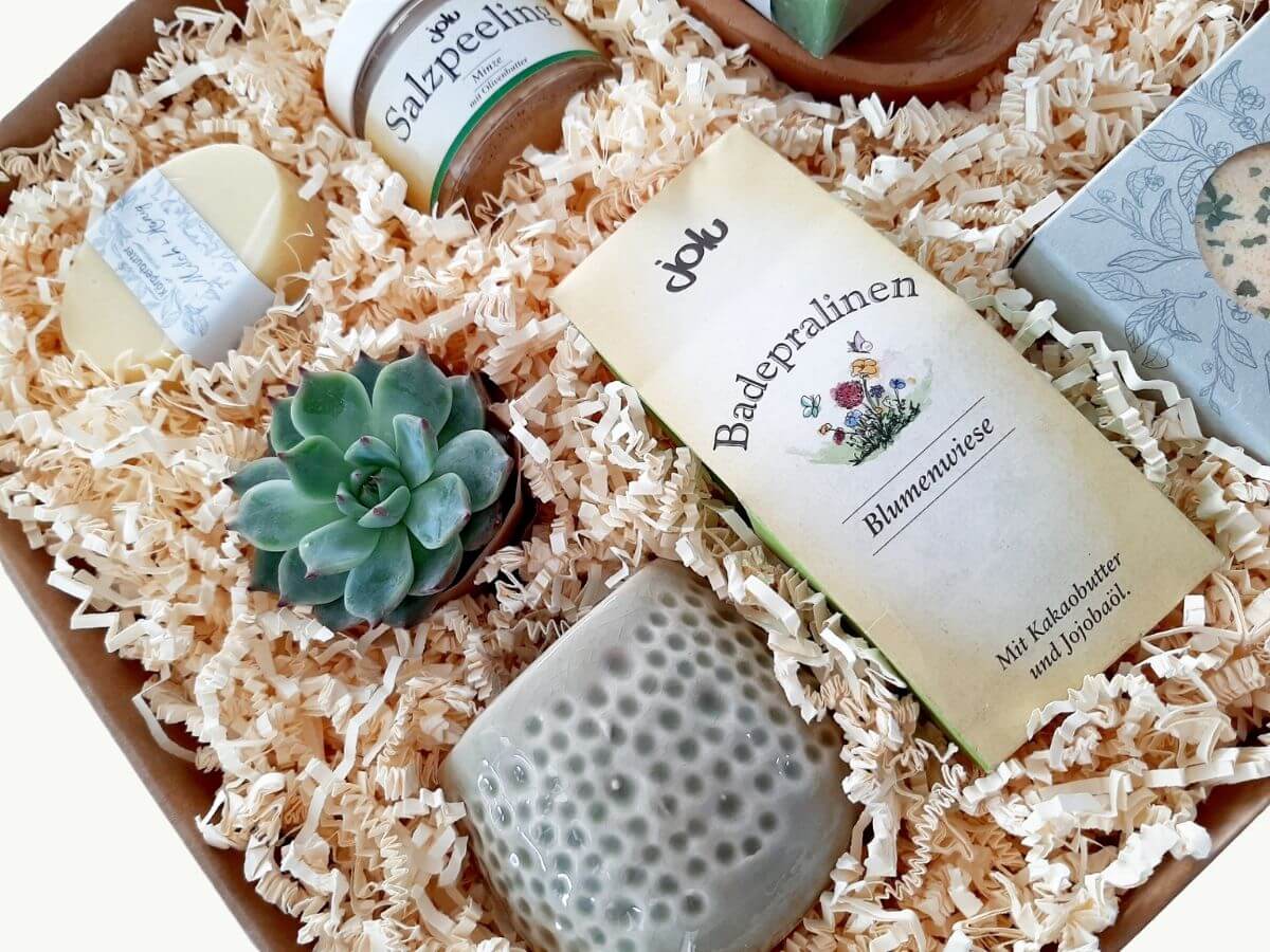 wohlfuehlzeit-beauty-geschenkbox-baden geschenkbox wellness detailansicht