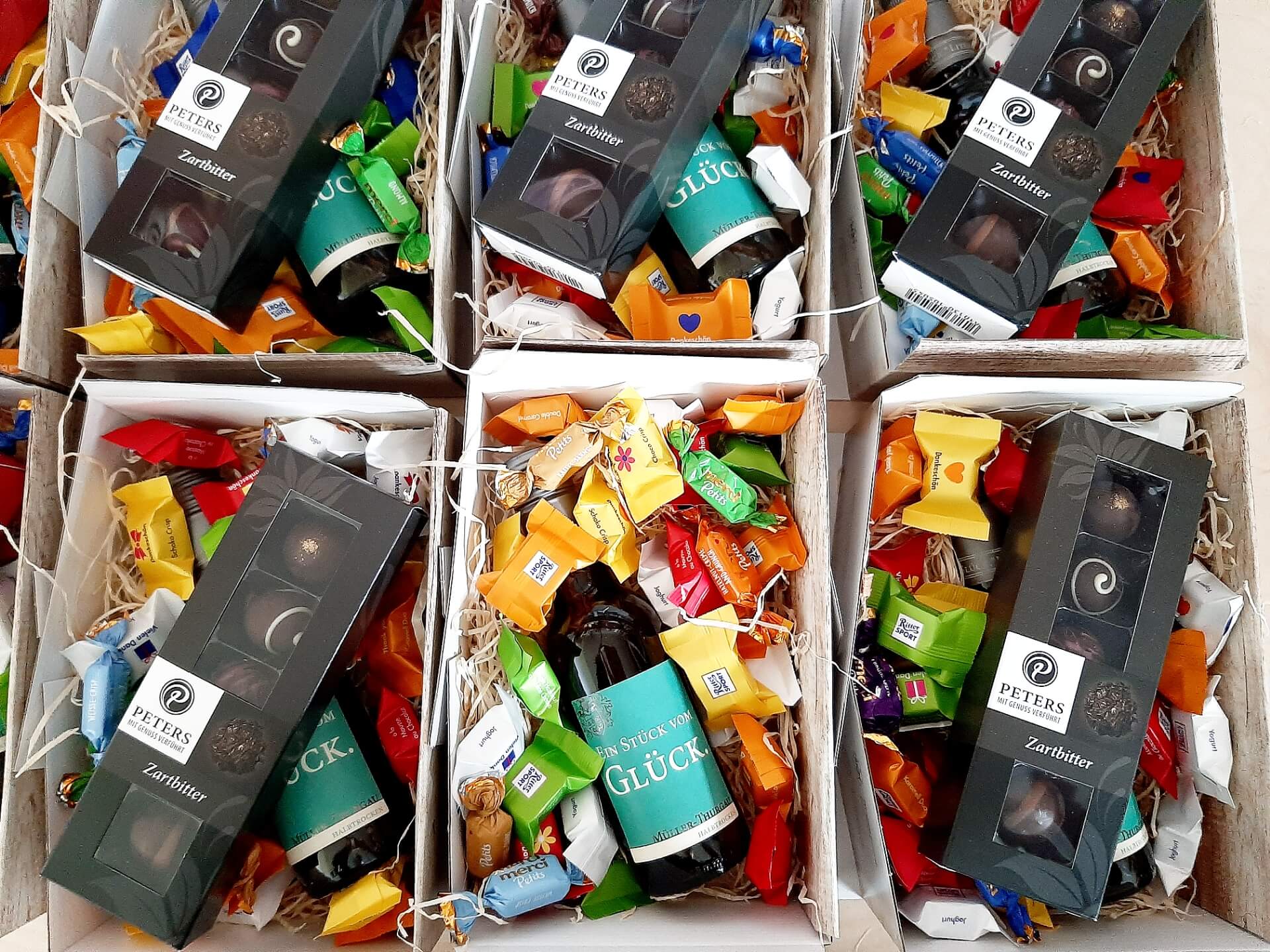 geschenkbox-mitarbeiter geschenkbox-mitarbeiter