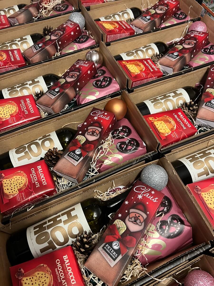 mitarbeitergeschenke-weihnachtenDLdvWrs1Dl6DV mitarbeitergeschenke-weihnachten